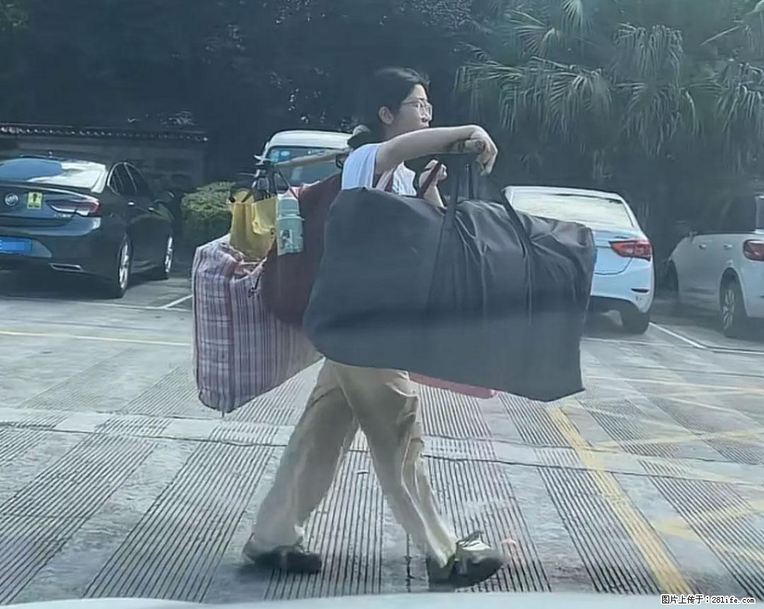 全网追的“扁担女孩”,找了一份暑假工,时薪12元 - 中卫生活资讯 - 中卫28生活网 zw.28life.com