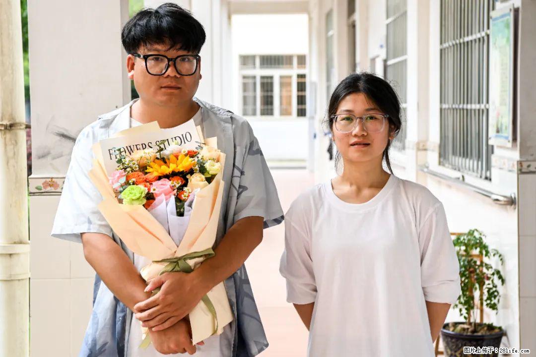 全网追的“扁担女孩”,找了一份暑假工,时薪12元 - 中卫生活资讯 - 中卫28生活网 zw.28life.com